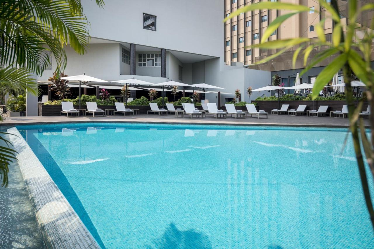 Hotel Tropico Луанда  Экстерьер фото